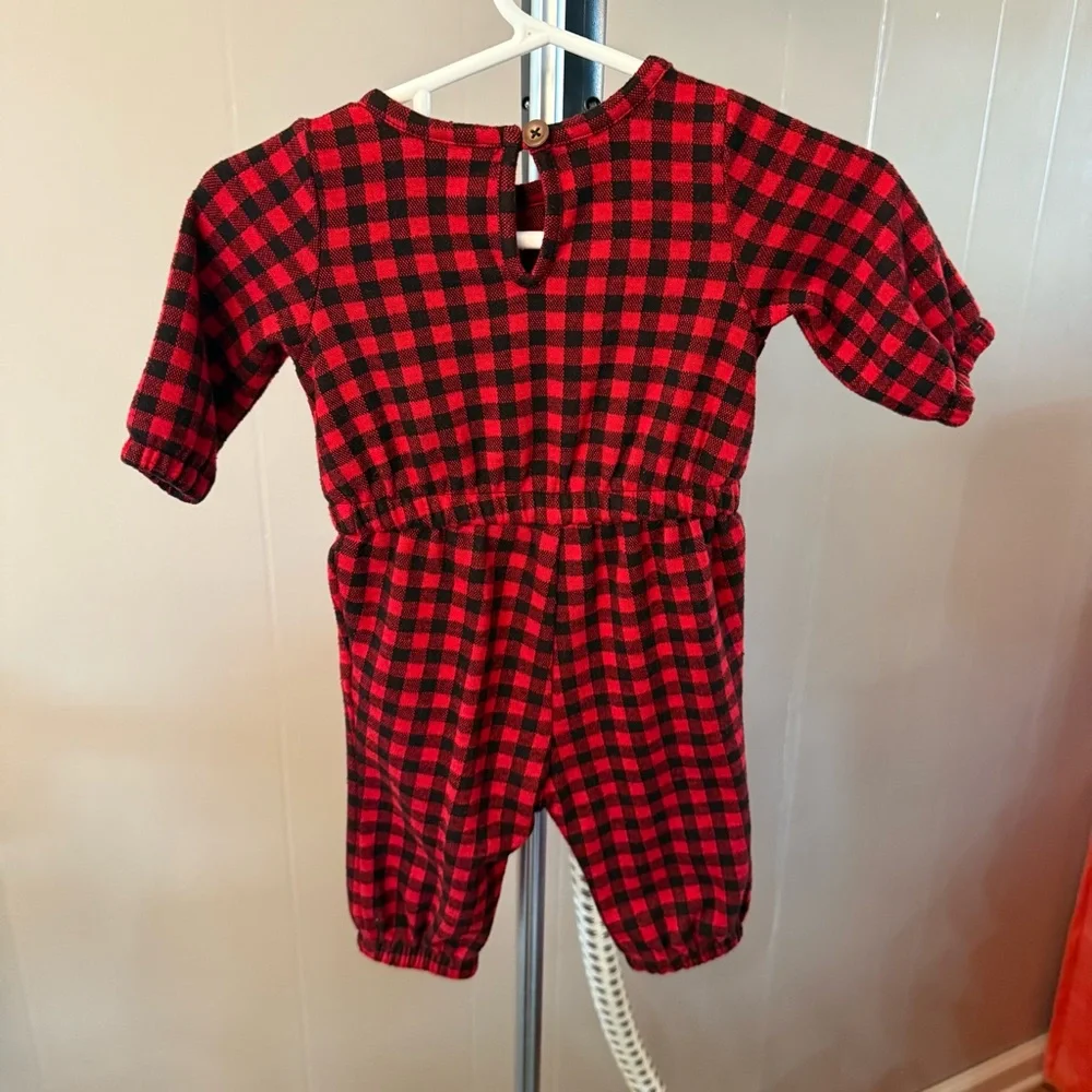 Bundle of 2-Old Navy 0-3 Months. Snap Legs.‎ Red Plaid and Leopard Print Rompers